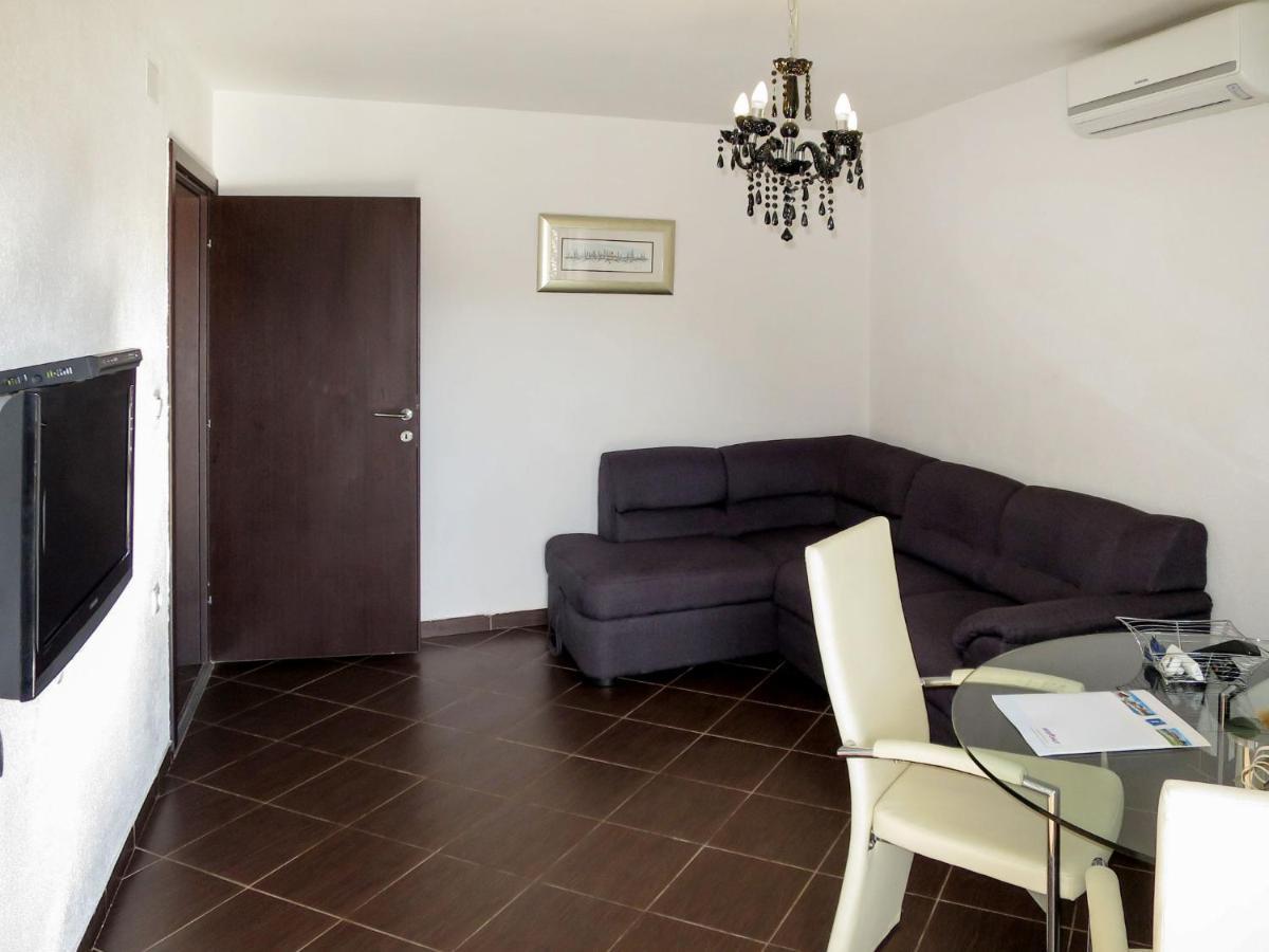 Apartment Josip - Vod201 By Interhome Tribalj 外观 照片